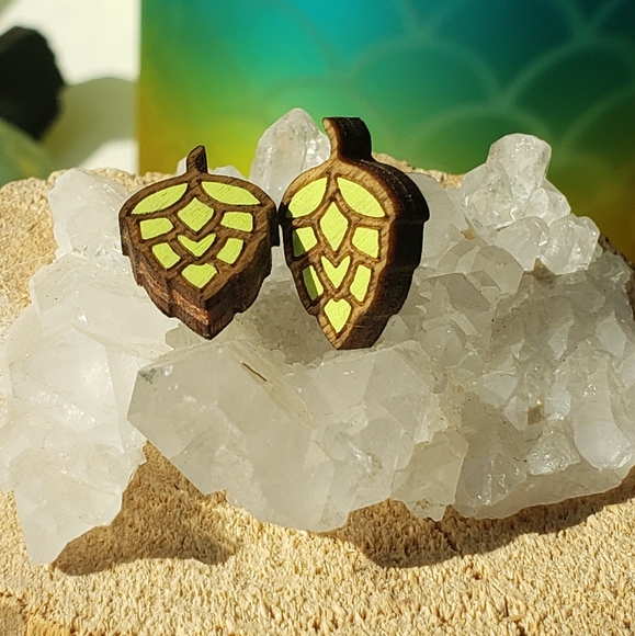 Laser cut hops earrings - Picture 6 of 11